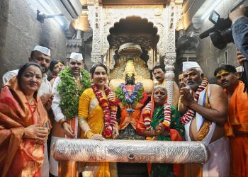 पंढरपूरच्या कॉरिडॉरबाबत मुख्यमंत्र्यांचे आश्वासन; विठ्ठल-रुक्मिणीच्या साक्षीने दिला शब्द